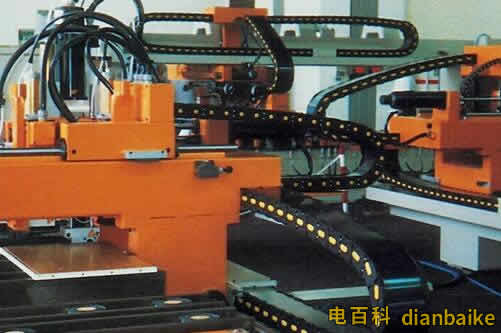 什么是拖鏈電纜？拖鏈電纜由哪些部分組成及電纜拖鏈用在什么設備？